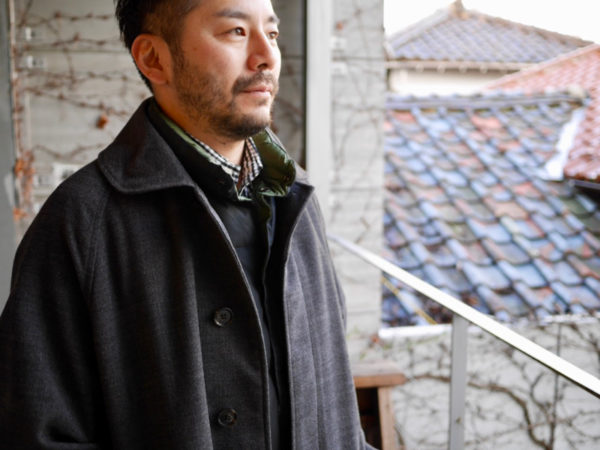 美品】DELICIOUS（デリシャス）ツイードトラベルコート グレー James